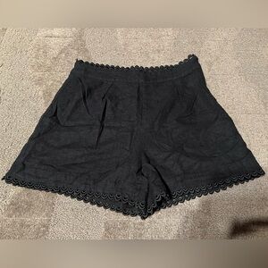 Express Solid Black Culotte Shorts Scalloped Lace Edges High Rise Casual Goth